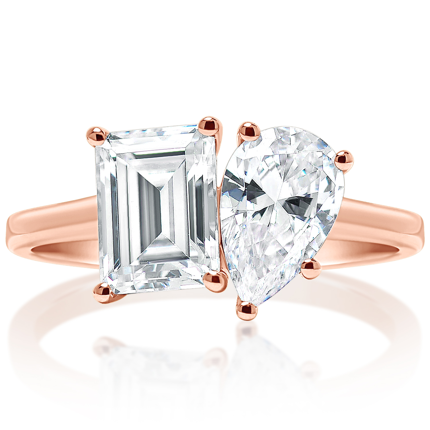 Emerald and Pear Toi et Moi Engagement Ring